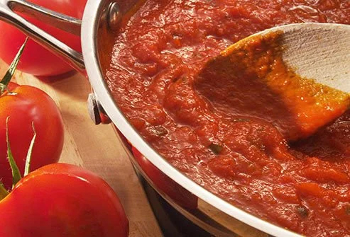 گوجه فرنگی پخته و فرآوری شده منبع لیکوپن است