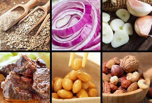 سلنیوم در غلات، پیاز، سیر، آجیل، دانه های سویا، غذاهای دریایی، گوشت و جگر یافت می شود